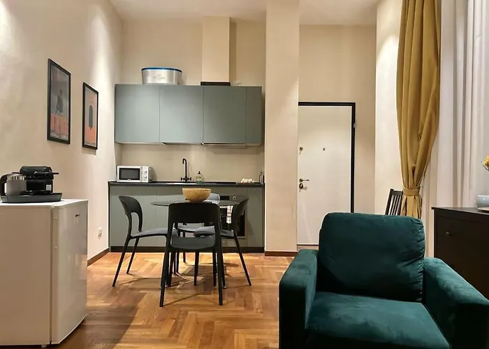 Lovely Flat Nearby Piazza Maggiore Apartman
